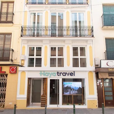 Apartmán Rajabai Almansa Exteriér fotografie