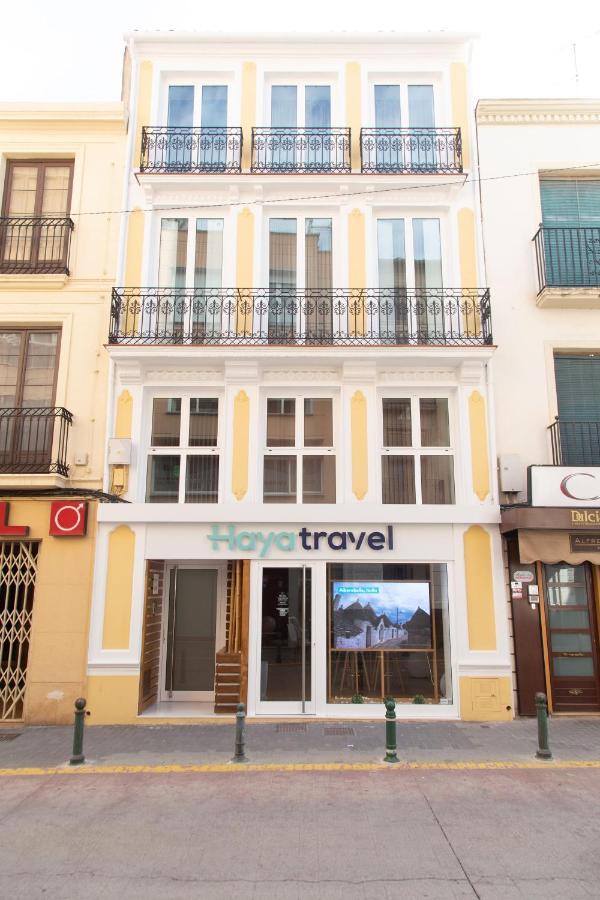 Apartmán Rajabai Almansa Exteriér fotografie
